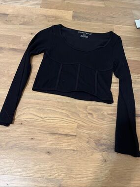One Step Ahead Black Long-Sleeve Ribbed Scoop-Neck Crop Top